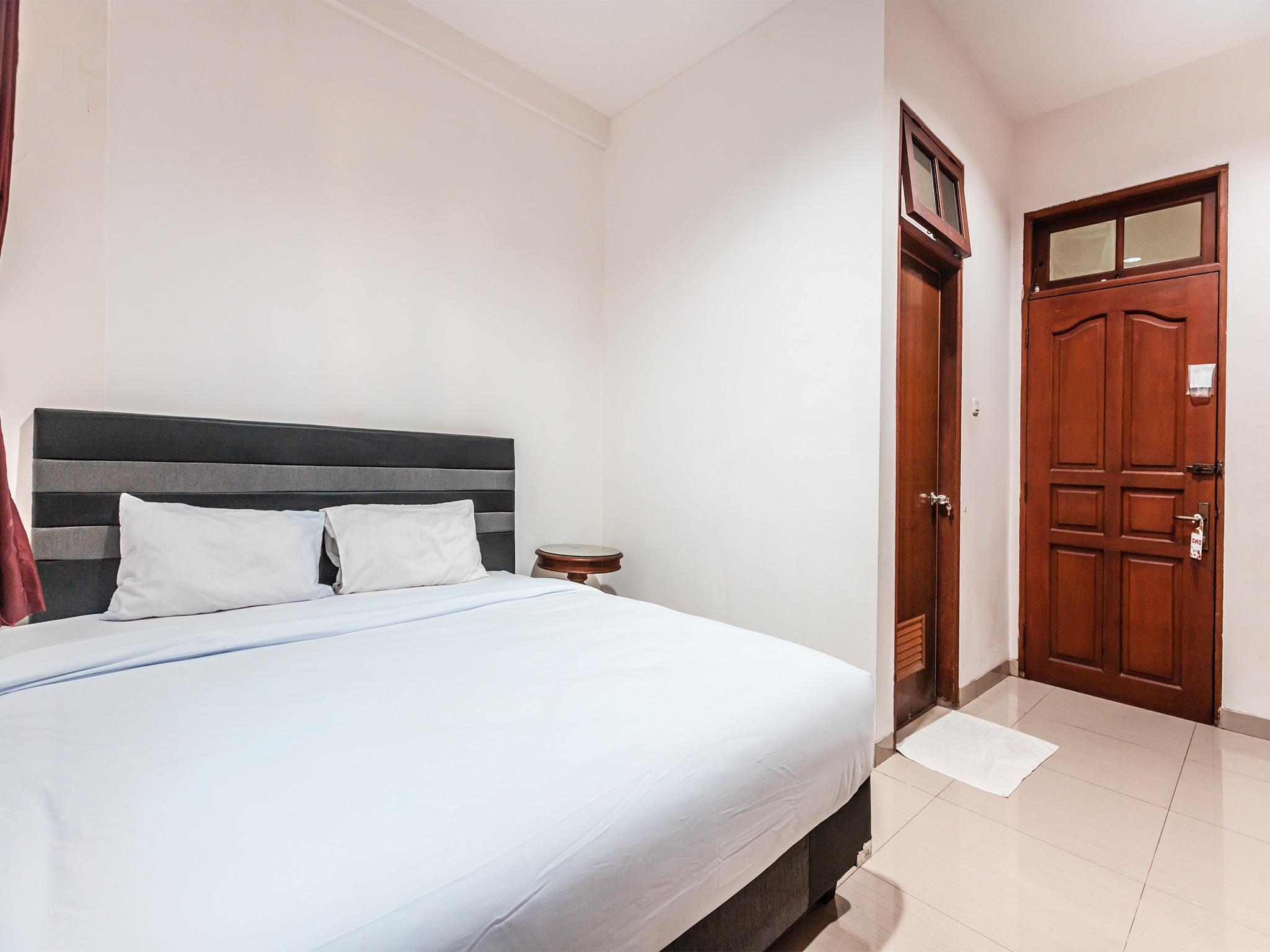 Oyo 1990 Kost Kuningan Executive Boading House Setiabudi Jakarta Exterior foto