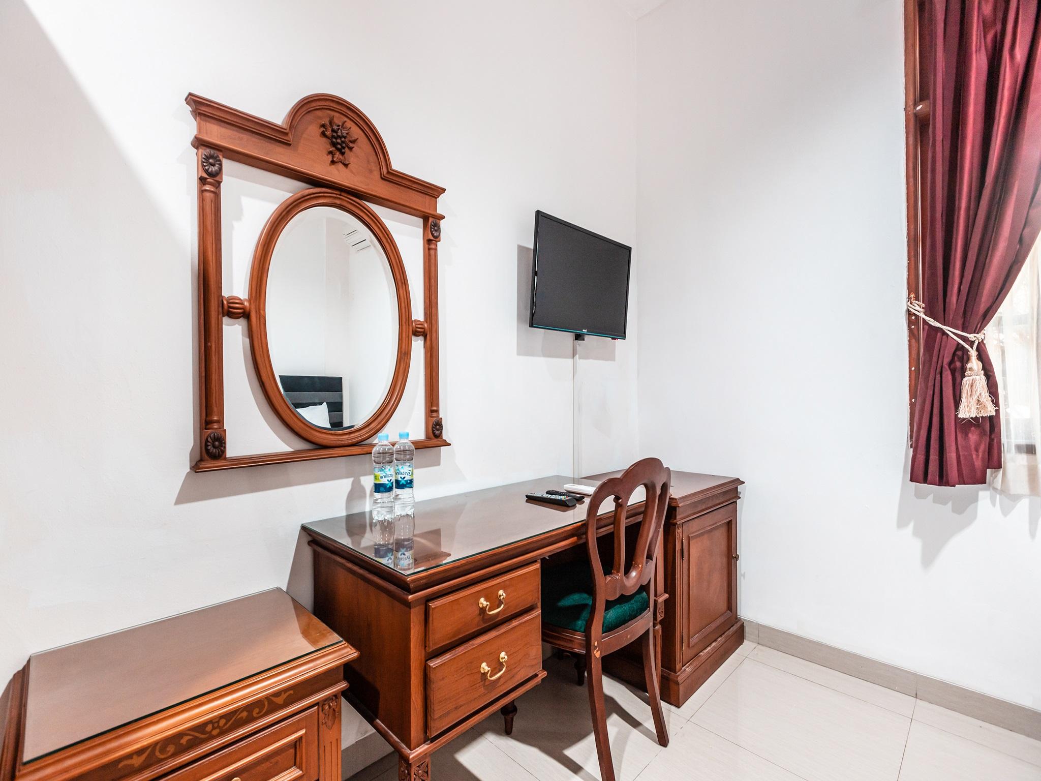 Oyo 1990 Kost Kuningan Executive Boading House Setiabudi Jakarta Exterior foto