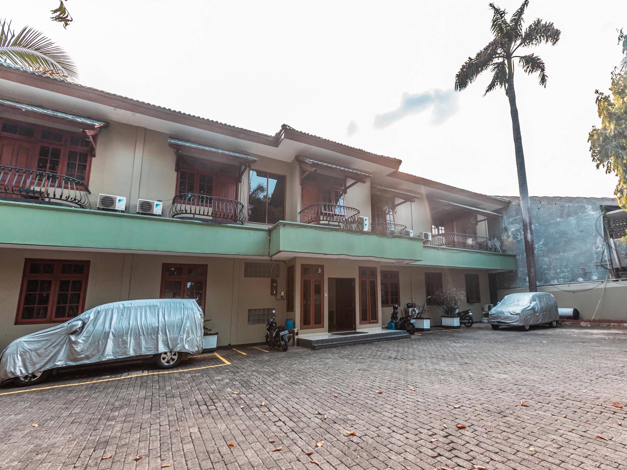 Oyo 1990 Kost Kuningan Executive Boading House Setiabudi Jakarta Exterior foto