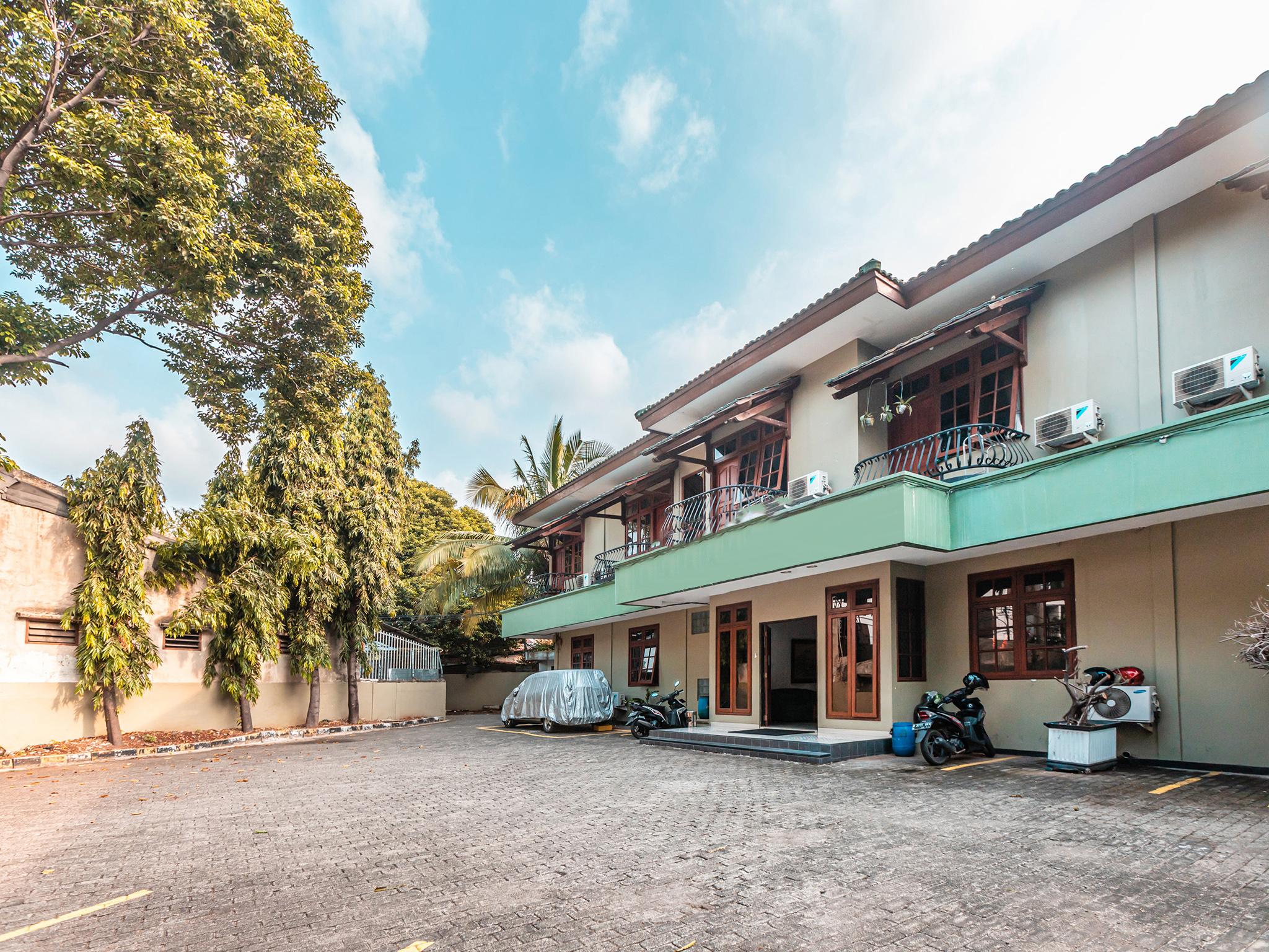 Oyo 1990 Kost Kuningan Executive Boading House Setiabudi Jakarta Exterior foto